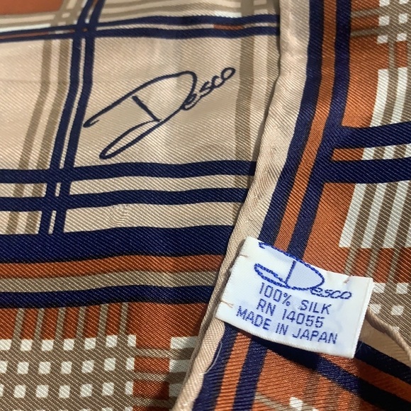 DESCO SCARF - Picture 3 of 3